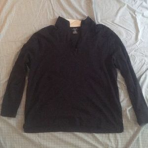 Navy round tree and York light pullover